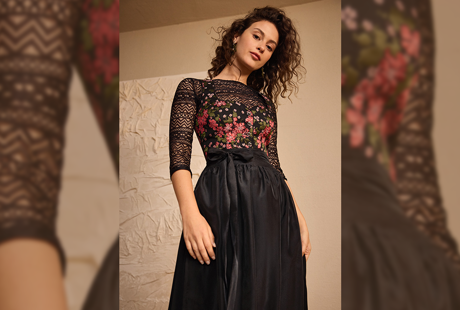 Schwarzes Dirndl mit floralem Print