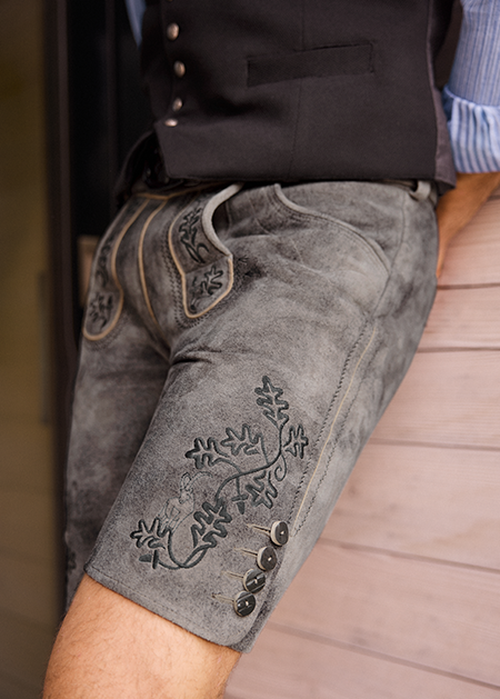 Lederhose der Kollektion 2026 kaufen